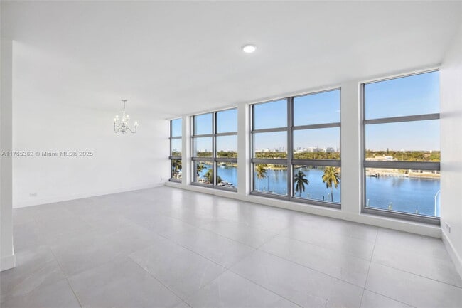 Photo - 5065 Collins Ave