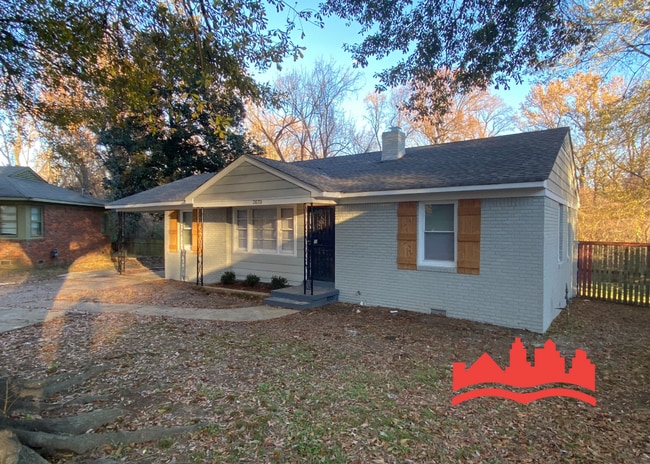 Photo - 2073 Gayle Ave