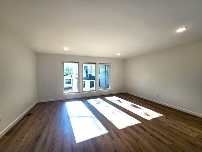 Photo - 1719 13th Ct S