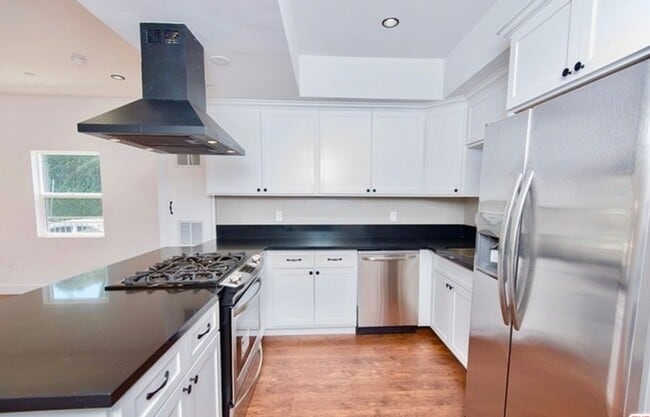 Photo - 1861 S Longwood Ave Unit 1861 S Longwood Ave