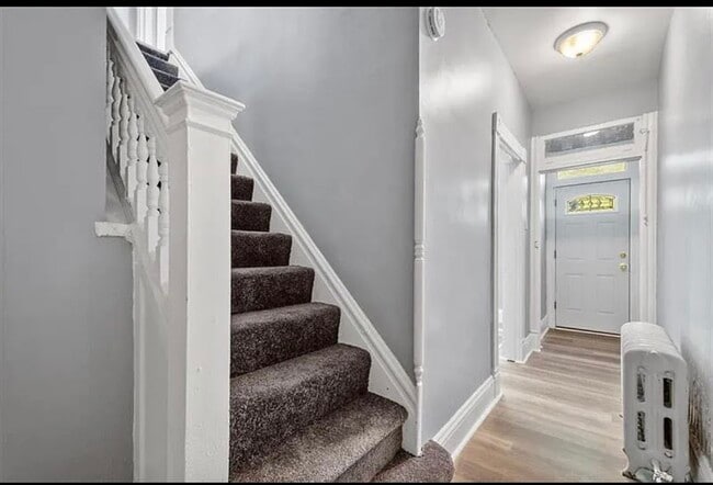 Photo - 147 Moultrie St