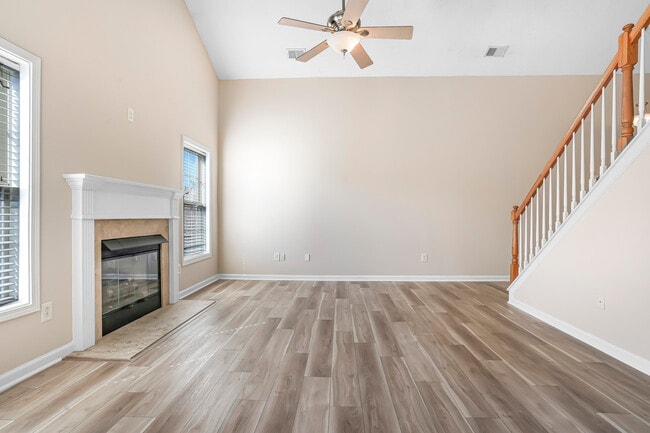 Photo - 3020 Maddie Ln