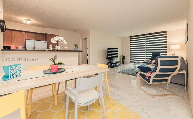 Photo - 19801 E Country Club Dr Unit 4303