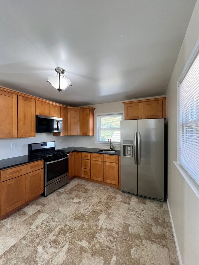 Photo - 1575 Lenox Pl Unidad 2