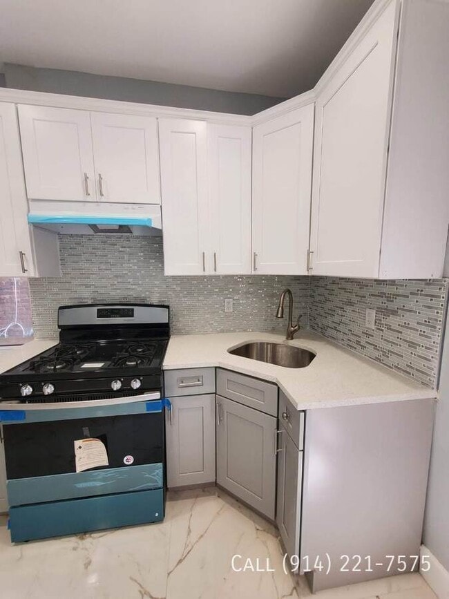 Photo - 114 S 6th Ave