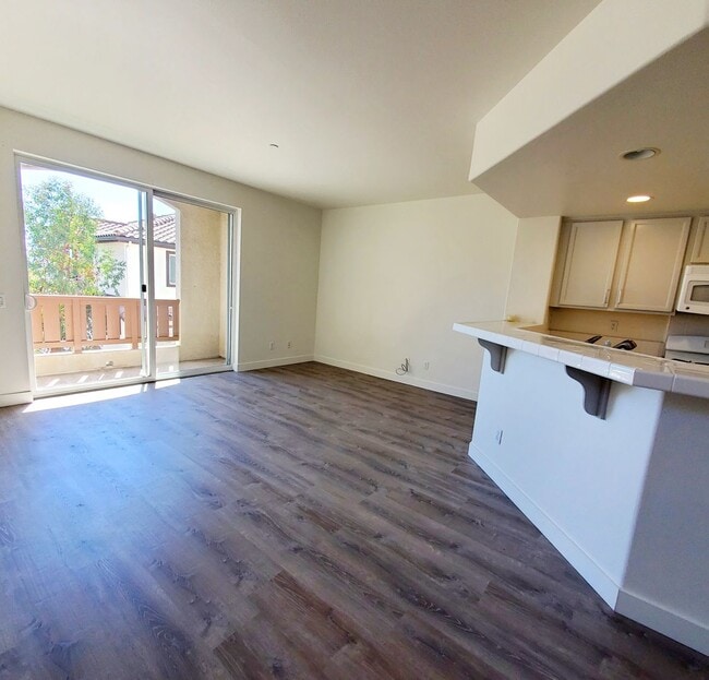 Photo - 3bd/3ba Tri-Level Condo - Pet-friendly