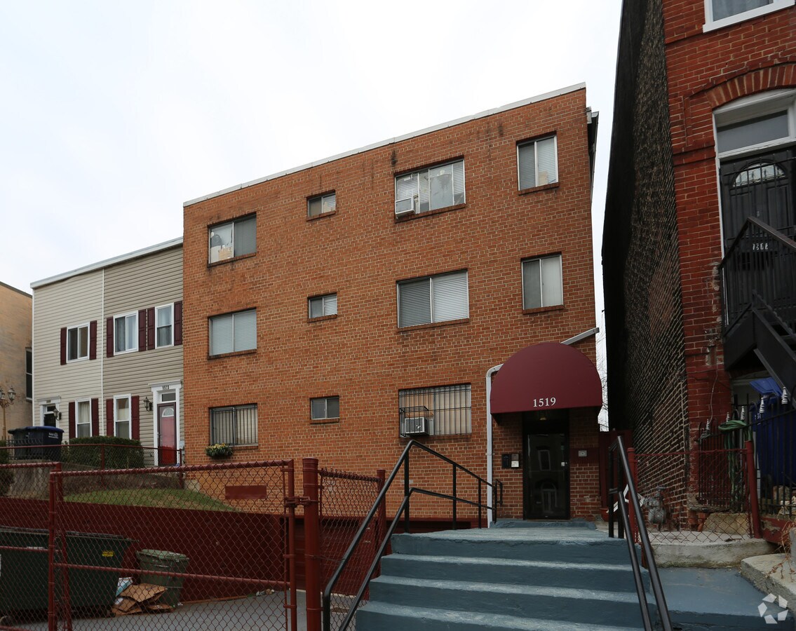 Photo - 1519 6th St NW
