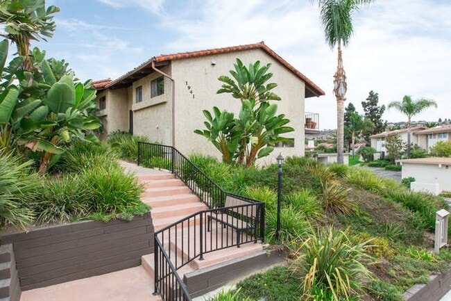 Photo - 1917 Alga Rd Unidad B Rental