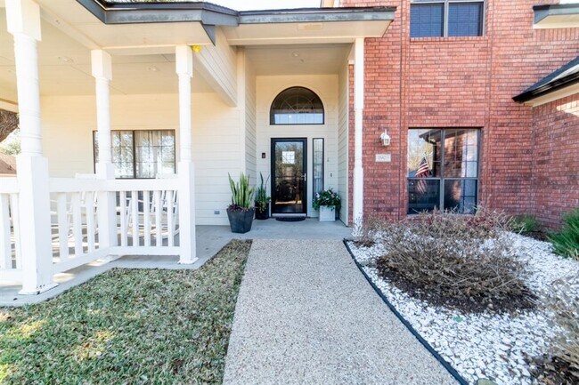 Photo - 1903 High Ridge Trail