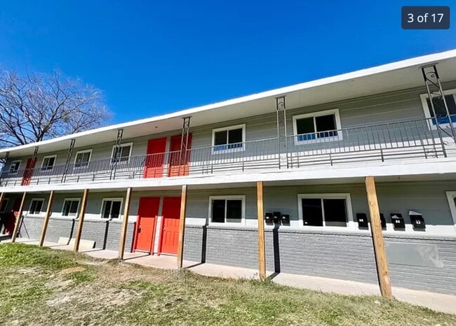 Photo - 2807 Observation Dr