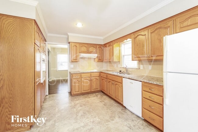 Photo - 9613 Beverly Dr