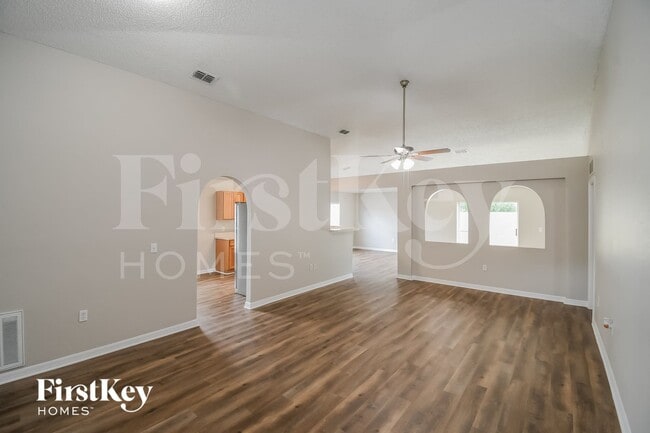 4111 Moonrise Ct
