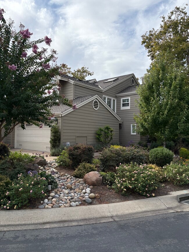 Photo - 1938 Stratton Cir