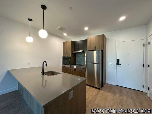 Photo - 199 Gardner St Unit 207