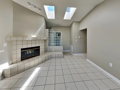 Photo - 285 Millstone Dr