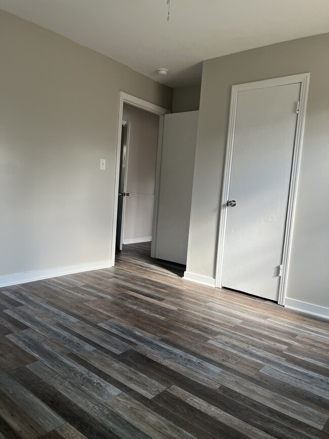 Photo - 55 Cloverdale St