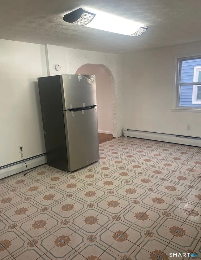 Photo - 330-332 S Cherry St