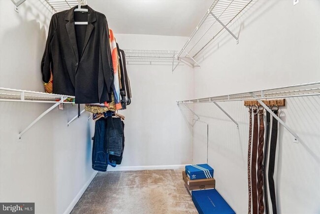 Photo - 15603 Dorset Rd Unit 17