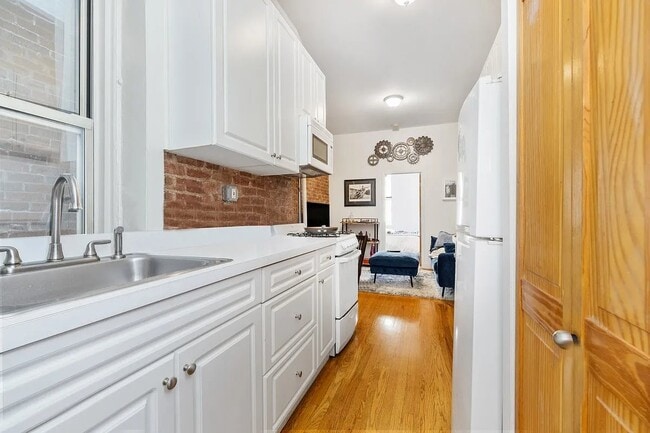 Photo - 240 Sullivan St Unit 12