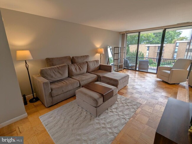 Photo - 2115 Walsh View Terrace Unidad 8-203