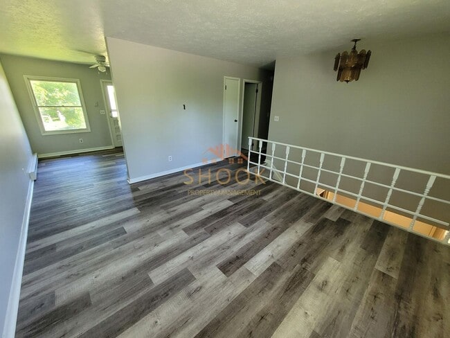 Photo - 3BR/2BA BI-LEVEL ON LAFAYETTE'S SOUTH SIDE