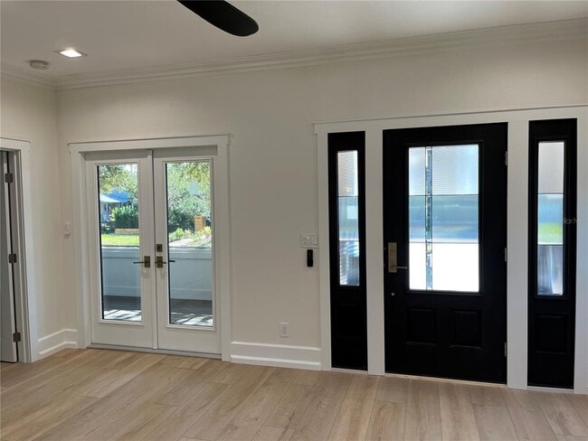 Photo - 2925 2nd Ave N