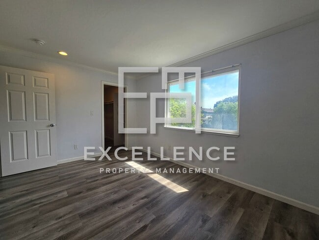 Photo - 117 Winslow Ct Unit 117 Winslow 3