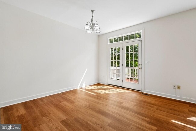 Photo - 8028 Samuel Wallis St