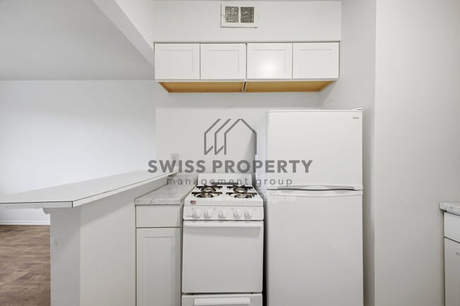 544 Riverview Dr Unit C3