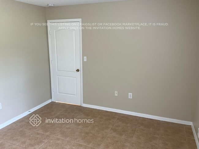 Photo - 1219 Waterway St SW