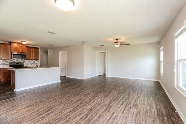 Photo - 2067 Tyson Lake Dr