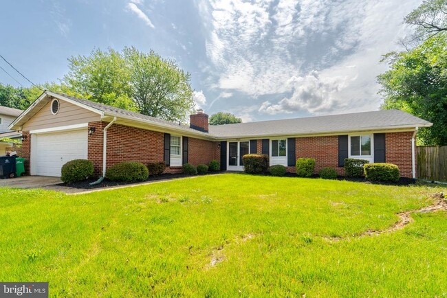 Building Photo - 7903 Esther Dr Rental