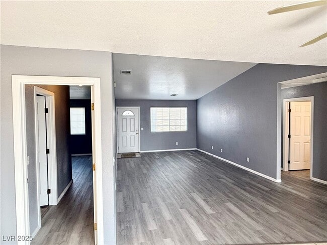 Photo - 1030 Marne Ct