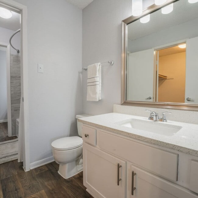 Lakebridge Townhomes