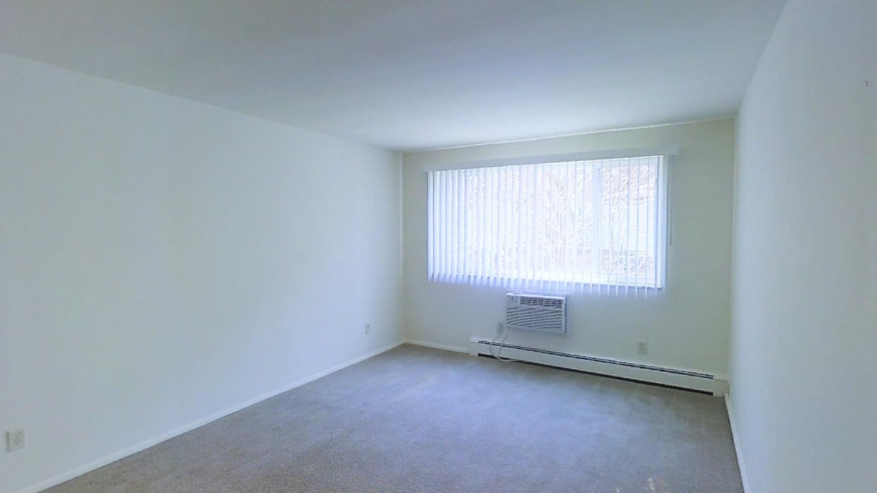 Photo - Foxwood Apartments