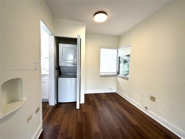 Photo - 1920 Biarritz Dr Unit 3