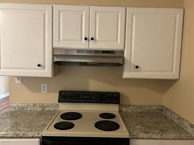 Photo - 3502 Penny St SW