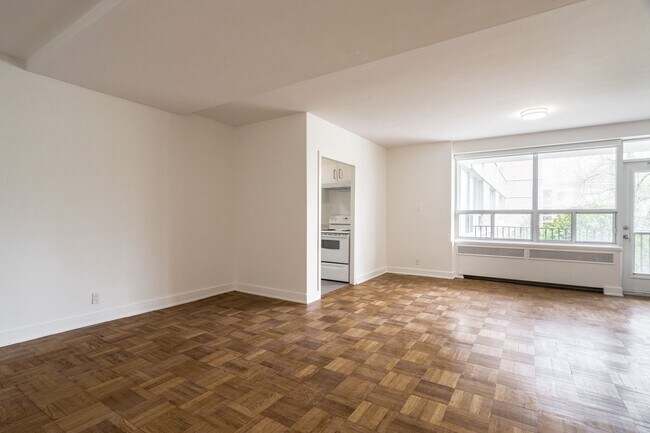 Photo - 755 Avenue Rd Unité 206