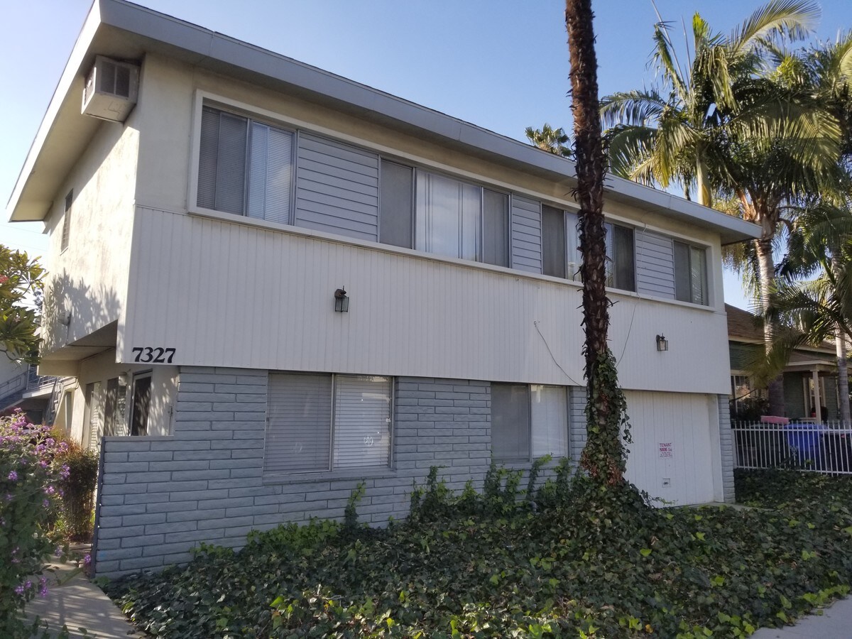 Photo - 7327 Newlin Ave Unidad L