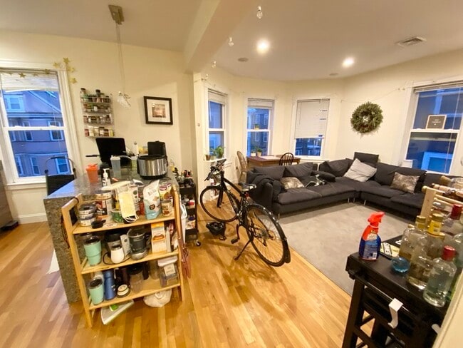 Photo - 5 Oswald St Unit 3