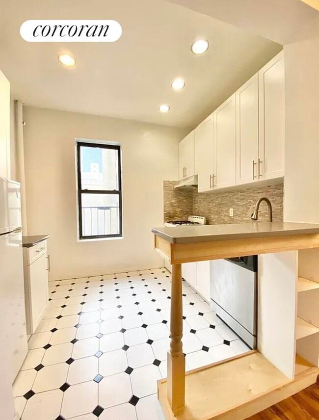 Photo - 1235 1st Ave