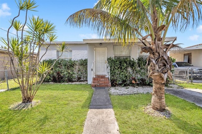 Photo - 1176 NW 48th St