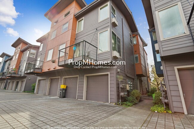 Contemporary Townhome in the heart of St. ... - Contemporary Townhome in the heart of St. ...