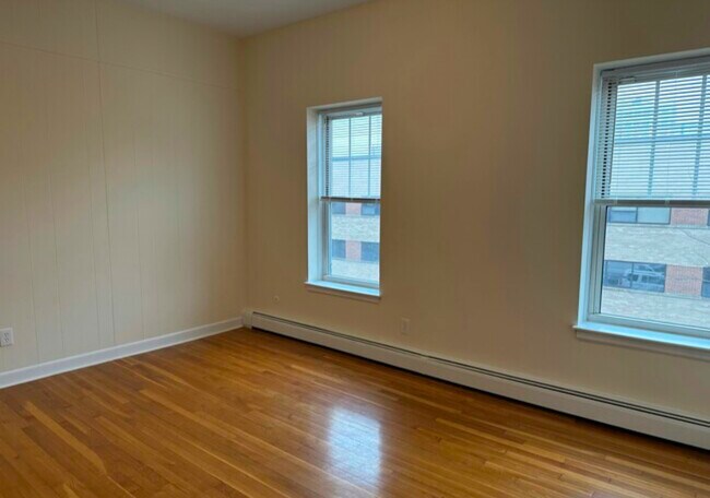 Photo - 171 Beacon St Unit 168-1