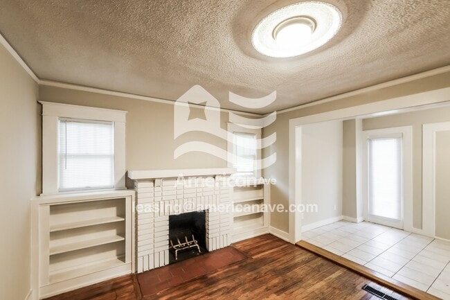 Photo - 8214 8th Ave S