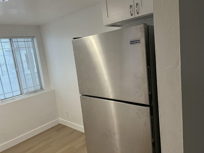 Photo - 2025 E 20th St