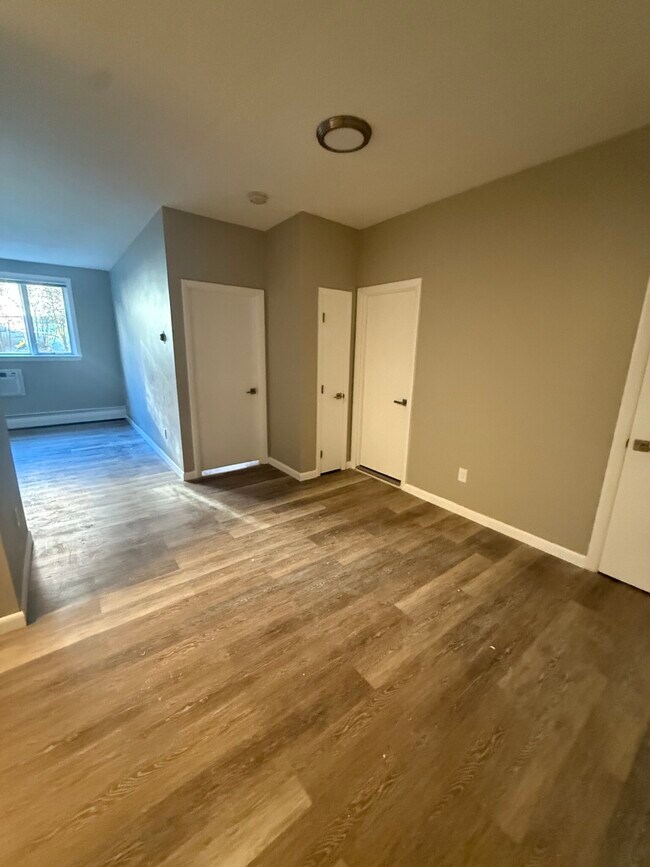 Photo - 50 Evergreen St