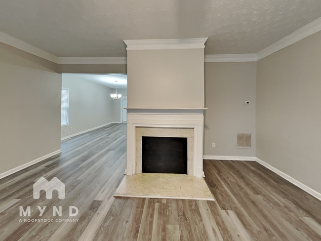 Photo - 2993 Falling Water Pt