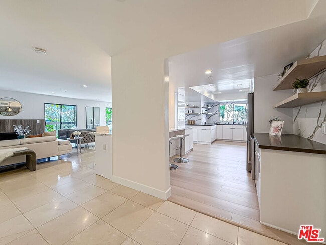 Photo - 1133 5th St Unidad 301