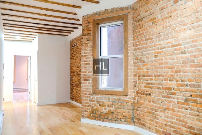 Photo - 43 Cumberland St Unidad UNT THREE L